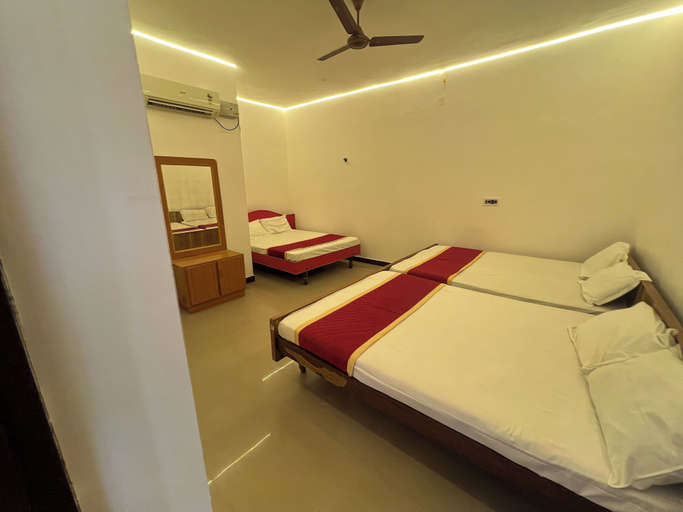 Bedroom 3, Mookambigai residency, Nagappattinam