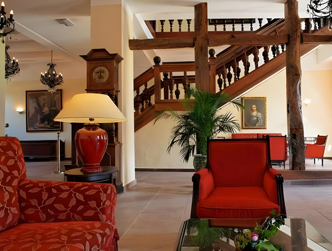 Others 5, Hotel Schloß Gehrden, Höxter
