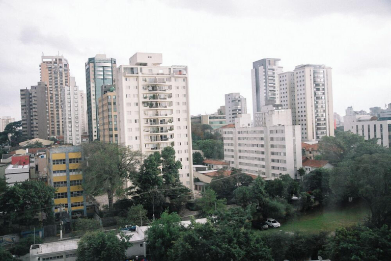 Others 5, piscina academia e manobrista, São Paulo