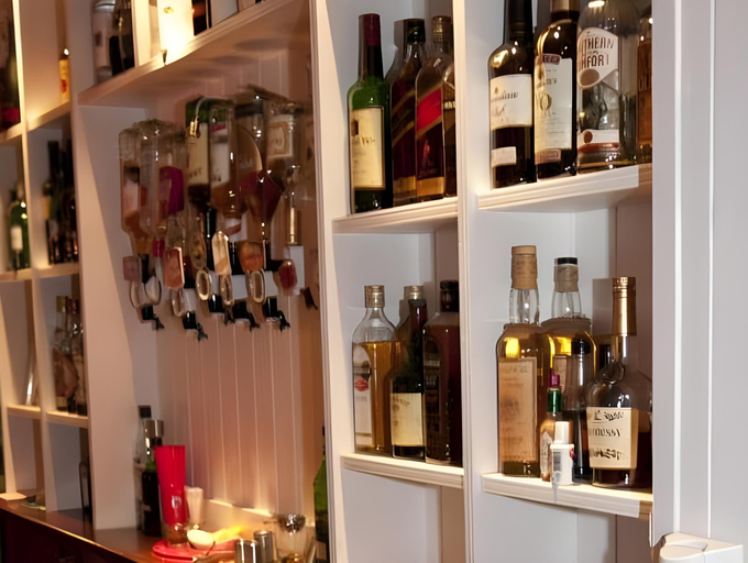 Food & Drinks 5, The Bianconi Inn