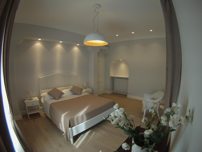 Bedroom 2, Fondo Santa Lucia, Napoli