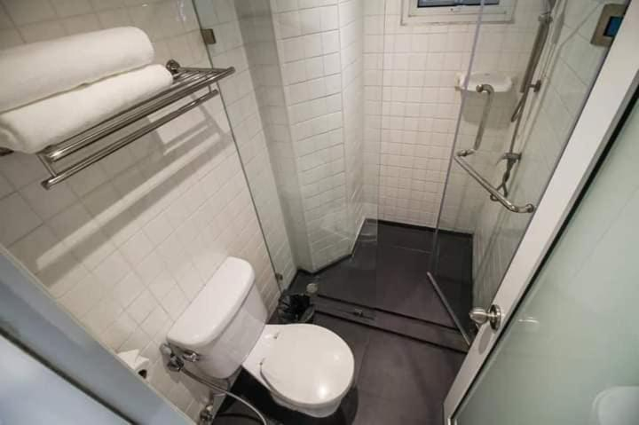 Bathroom 22