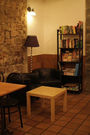 Others 5, Hostel New York, Barcelona