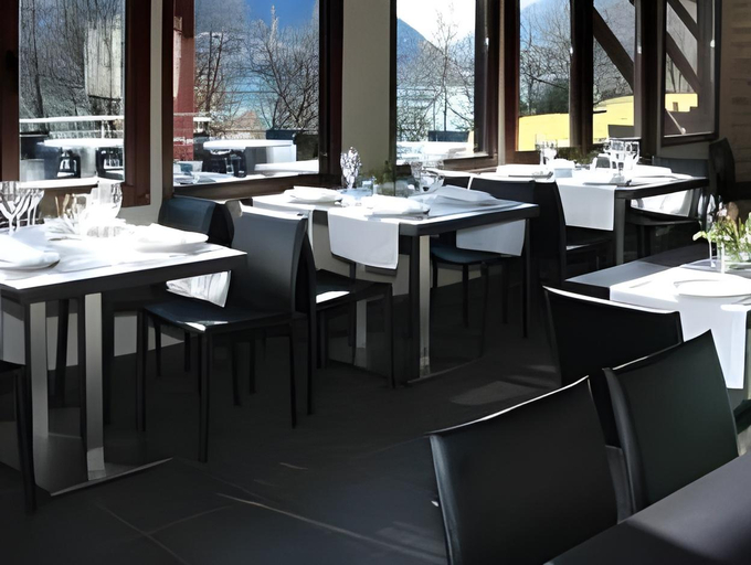 Food & Drinks 5, Aparthotel Bubal, Huesca