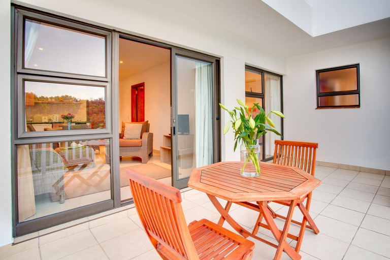 Others 4, LIMONI LUXURY SUITE, Eden