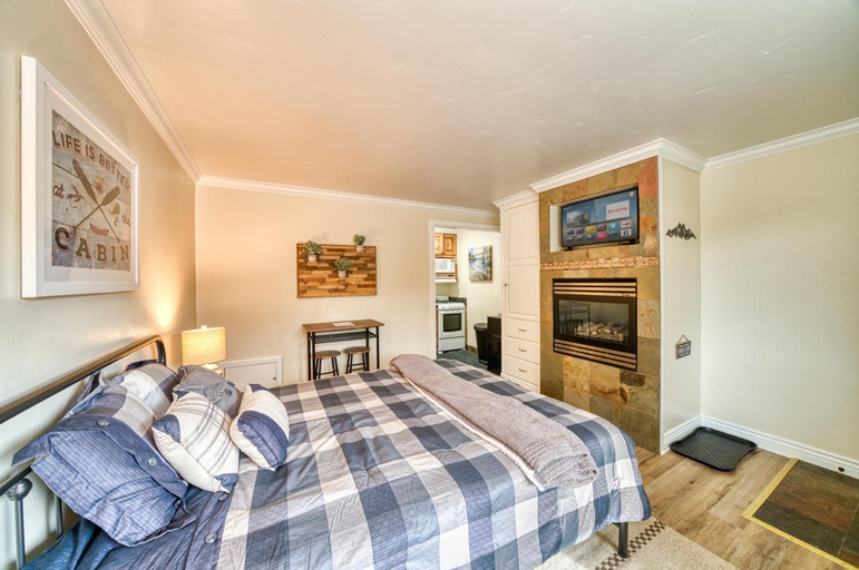 Bedroom 10