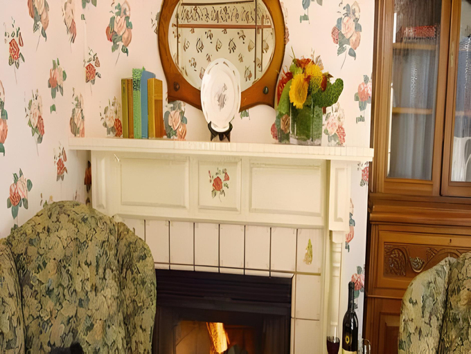 Others 5, Gosby House Inn, A Four Sisters Inn, Monterey