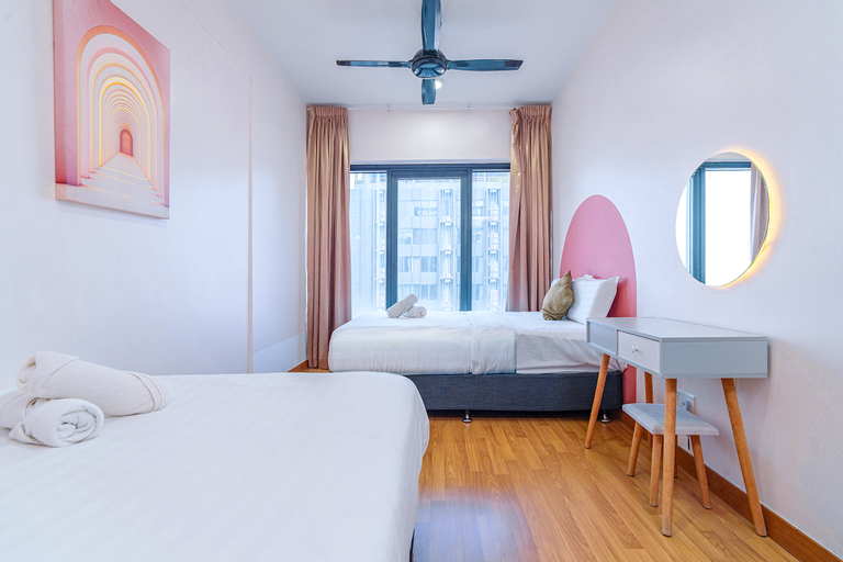 Bedroom 3, Lovely 2 Bedrooms Family Suite at Tropicana 218 Macalister, Penang Island