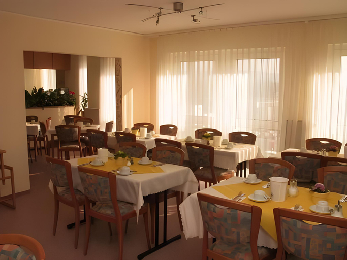 Others 5, Grunau Hotel, Bayreuth