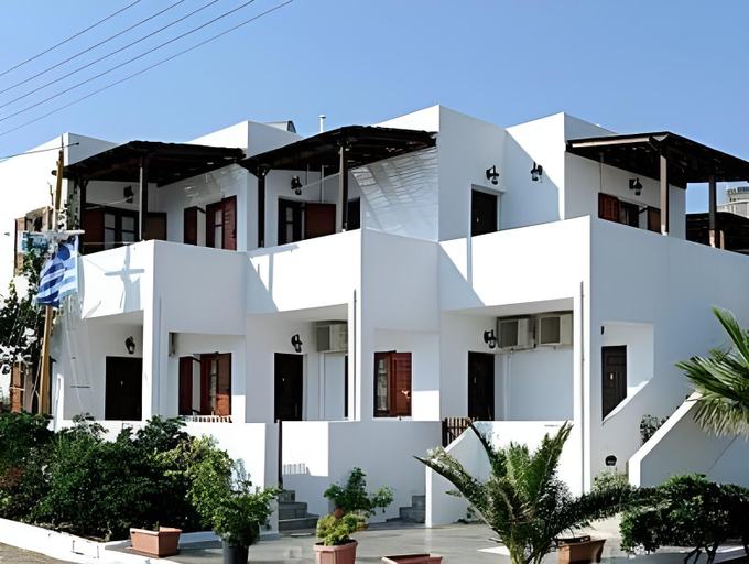 Others 5, Michalis Studios, South Aegean