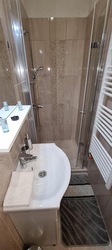 Others 3, Rozsa Apartmanhaz, Szeged