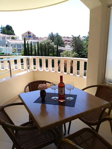 Balcony/terrace 3, Vila V Lux