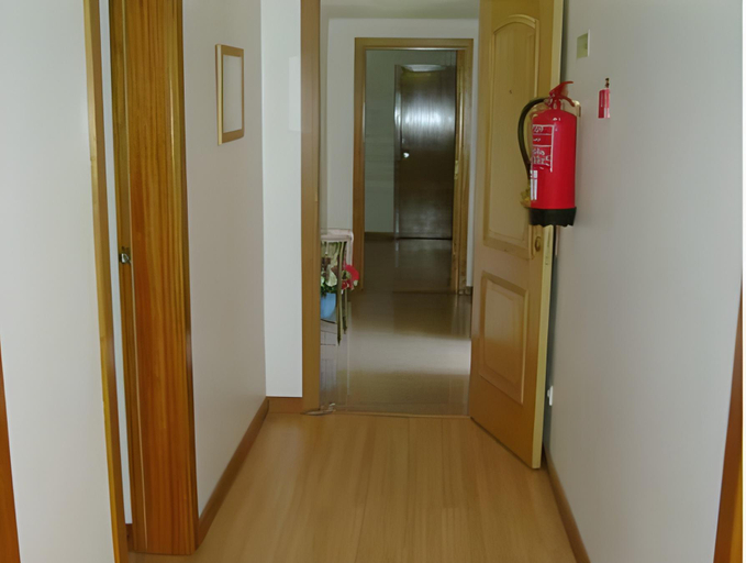 Others 4, Residencial Moeda, Coimbra