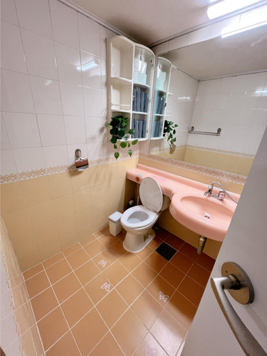 Others 3, Easy access to Metro, Gwanak