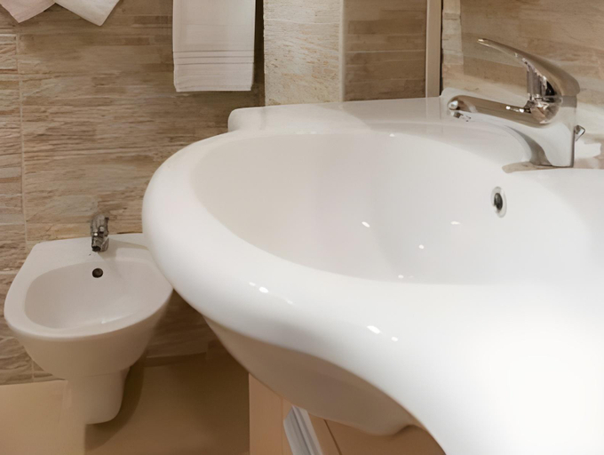 Bathroom 3, White albergo diffuso Ristorante & SPA, Foggia