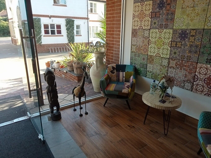 Others 5, Stansted Airport Lodge, Essex