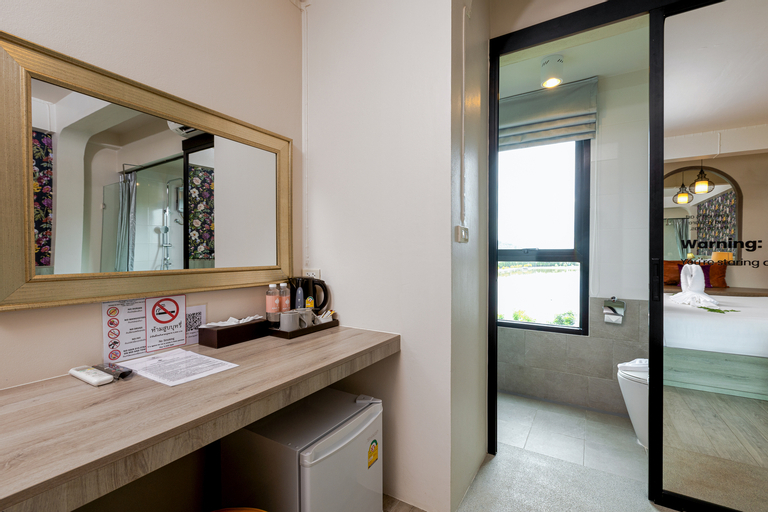 Bathroom 6