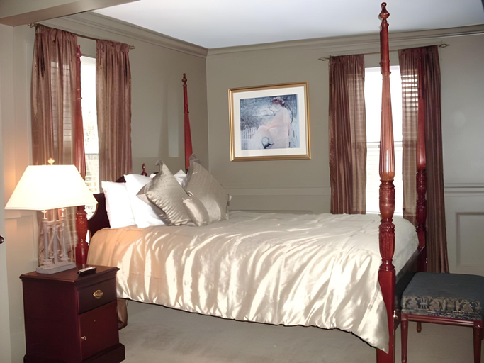 Bedroom 2, Inn on Bellevue, Newport