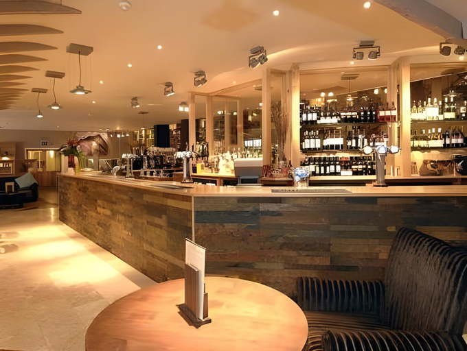 Food & Drinks 3, The Potters Heron - A Heartwood Inn, Hampshire