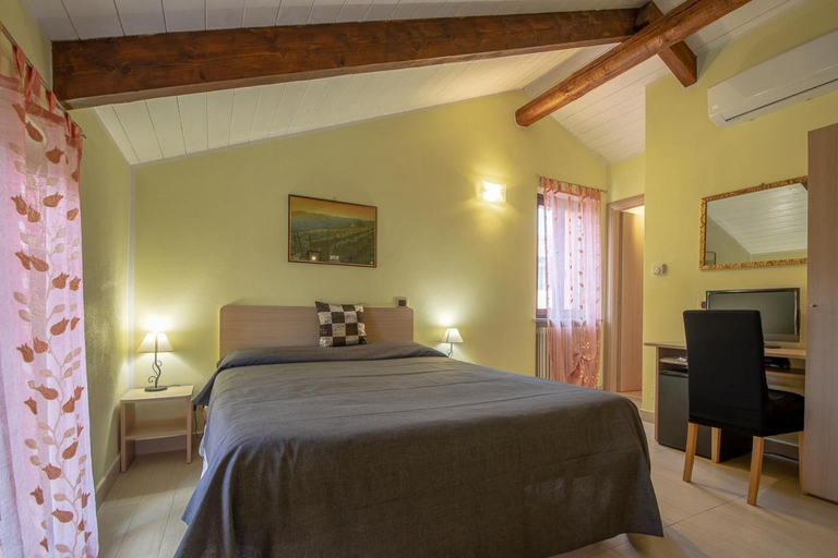 Bedroom 15