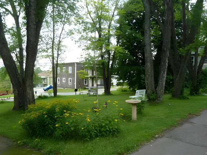 Others 4, Almatoit, Lac-Saint-Jean-Est