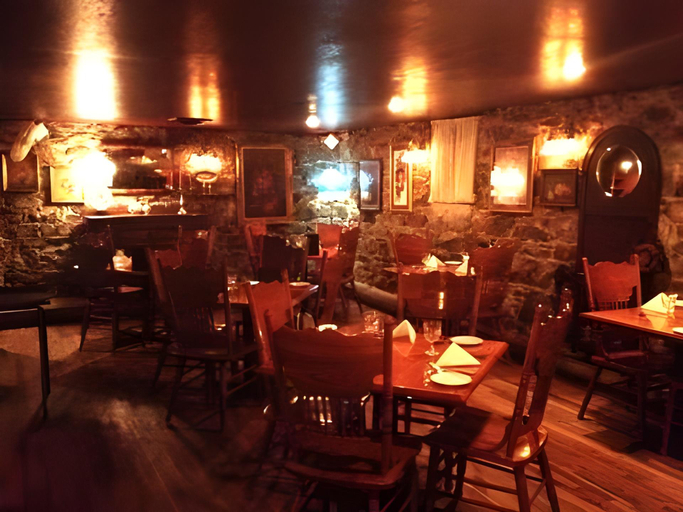 Food & Drinks 5, St. Elmo Hotel, Ouray