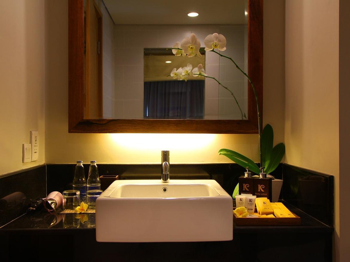Bathroom 4