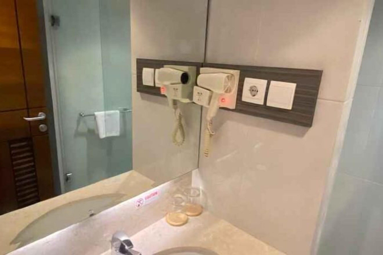 Bathroom 24