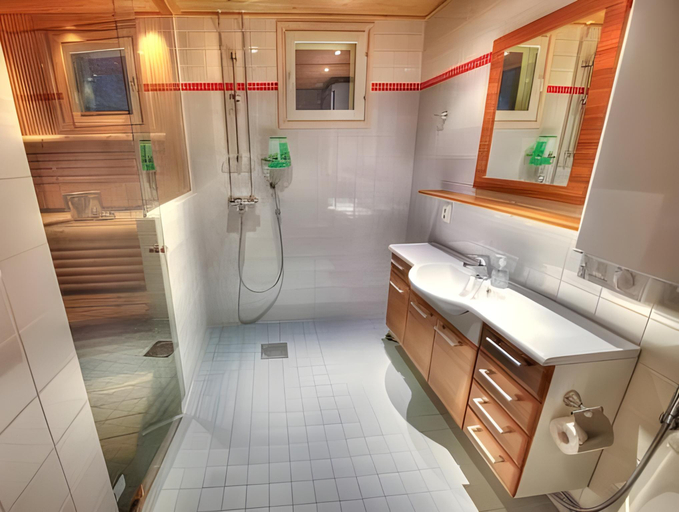 Bathroom 2, Levin Alppitalot Alpine Chalets Deluxe, Lapland
