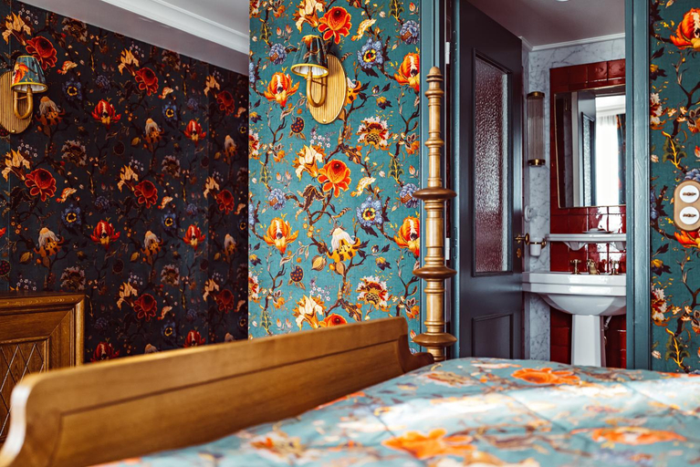Bedroom 2, Hotel Eldorado, Paris