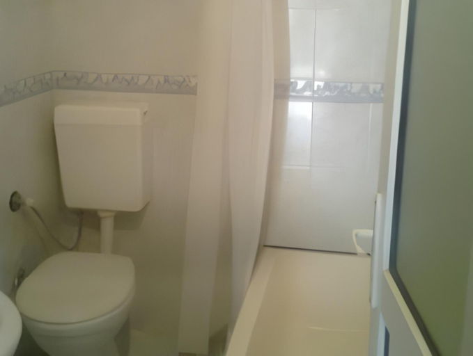 Bathroom 4, Bordo Hotel, Merkez