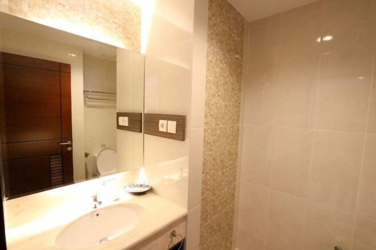 Bathroom 27