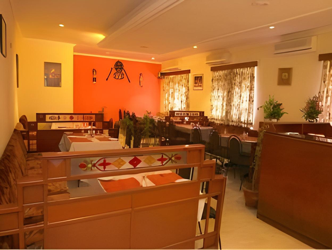 Food & Drinks 3, League Hotels and Banquets, Chennai