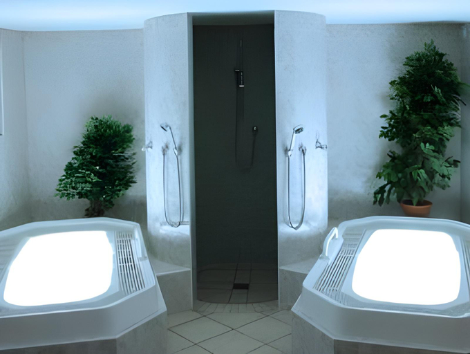 Bathroom 3, Hotel Kronplatzer Hof, Bolzano