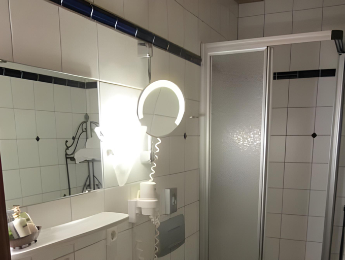 Bathroom 3, Aparthotel Schloss Thannegg, Liezen