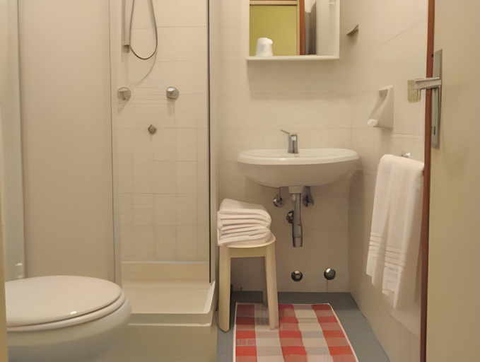 Bathroom 5, Albergo Ristorante Cima I Pra', Belluno