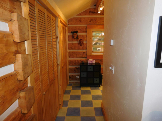 Others 5, Riverside Meadows Cabins, Rio Grande