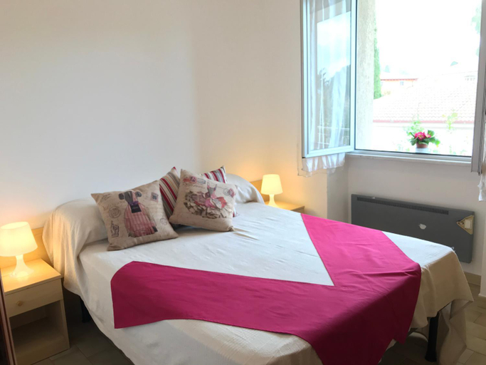 Bedroom 3, VILLA PAOLA, Savona