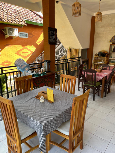 Food & Drinks 4, Kubu Elsa Bali, Buleleng