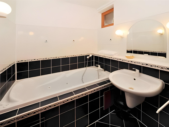 Bathroom 4, APLEND Vila Beatrice - Tatry Card v cene, Poprad