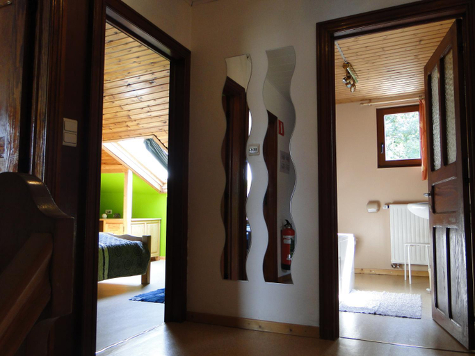 Others 5, Chambres d'hotes des Ardennes, Luxembourg