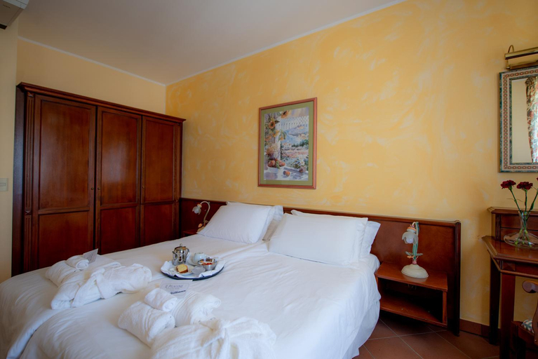 Bedroom 16