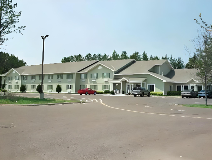 Exterior & Views 1, Country Inn Two Harbors, Lake