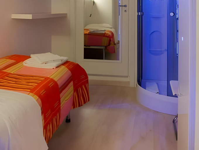Bedroom 2, White albergo diffuso Ristorante & SPA, Foggia