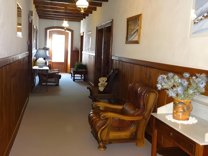 Others 4, Hotel la Pointe Percee, Haute-Savoie