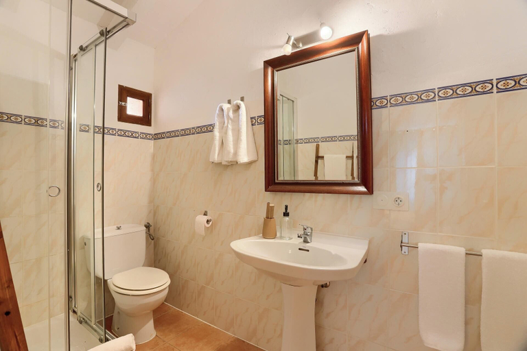 Bathroom 4, Finca Son Valls, Baleares