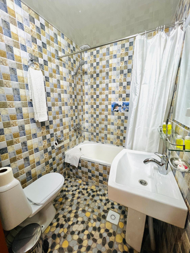 Bathroom 3, Komil Bukhara Boutique Hotel, Buxoro