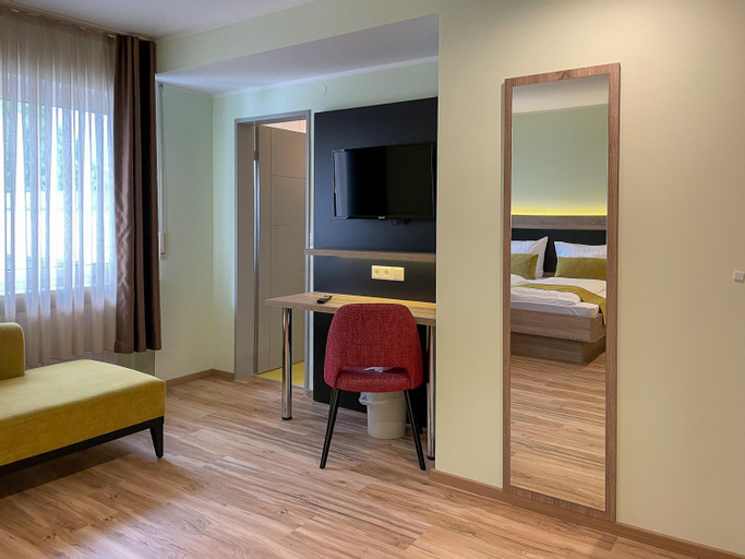 Bedroom 6