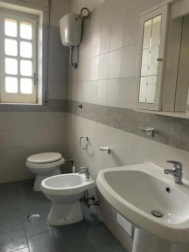 Bathroom 3, Solaris Wellness Paestum, Salerno