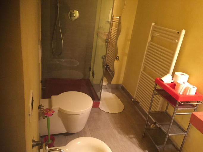 Bathroom 8
